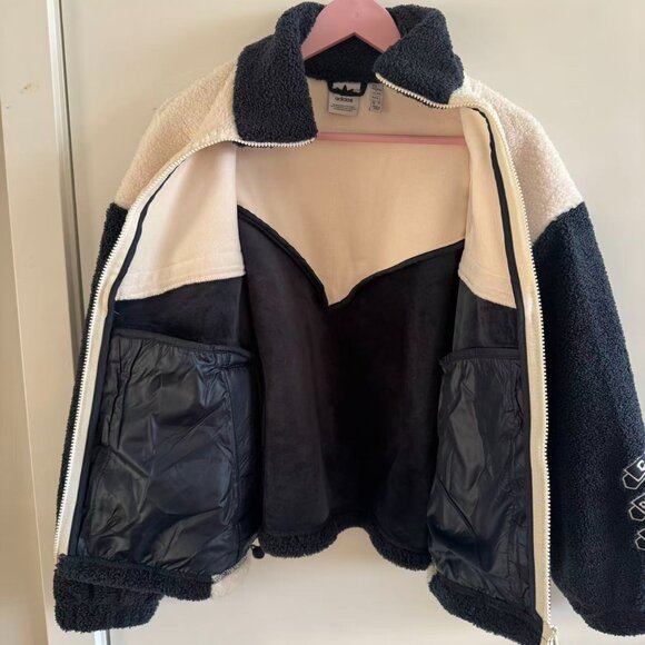 Adidas Sherpa Fleece Jacket – Black & White - Picture 4 of 7